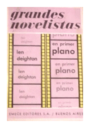 En primer plano de  Len Deighton